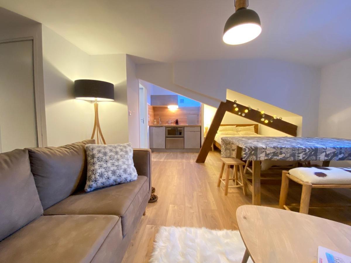 Joli Studio Renove Au Coeur De Каутерец Екстериор снимка